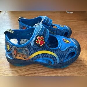 Paw Patrol Toddler Blue and Yellow light up sandals size 6c